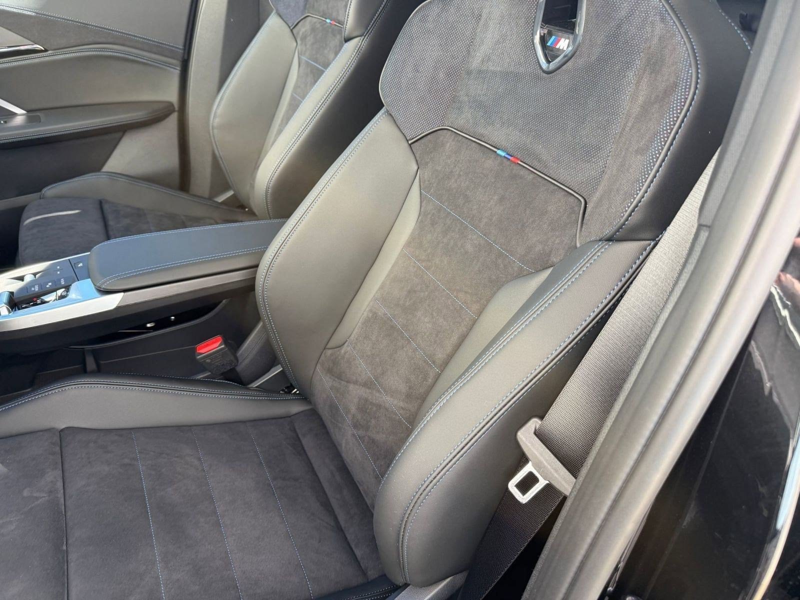 2026 BMW X1 M35i - Photo 22