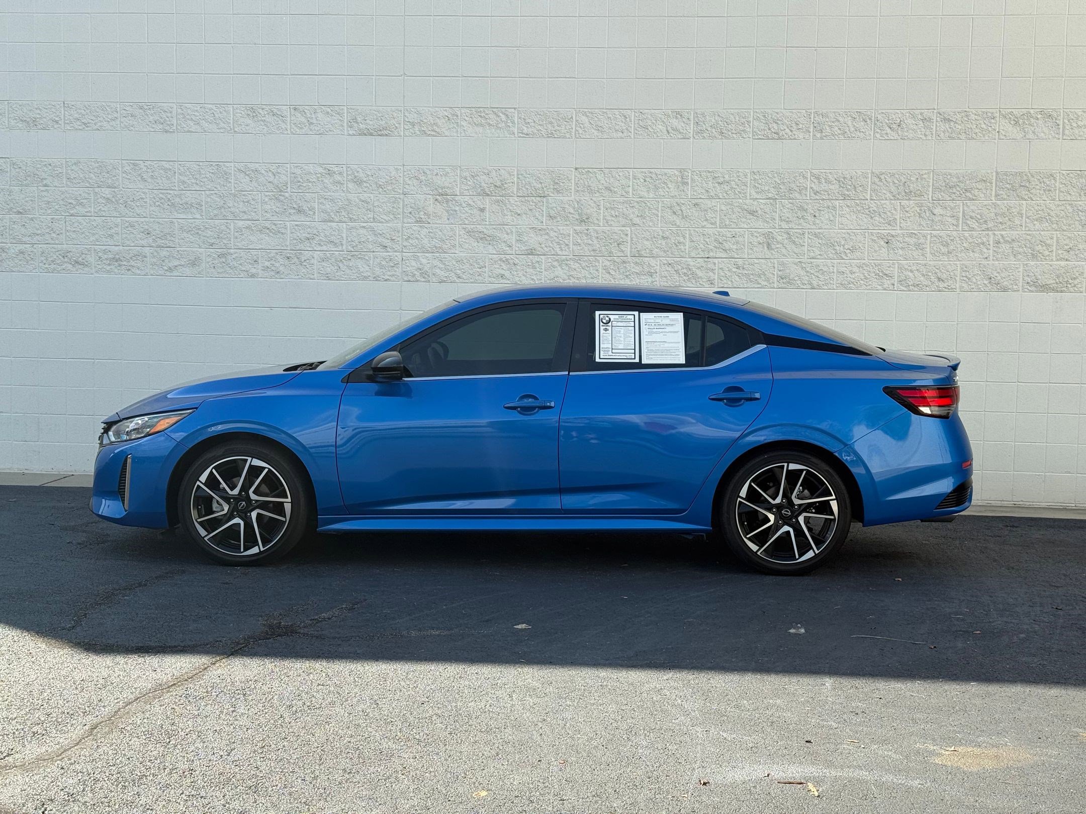 2024 Nissan Sentra SR photo 2