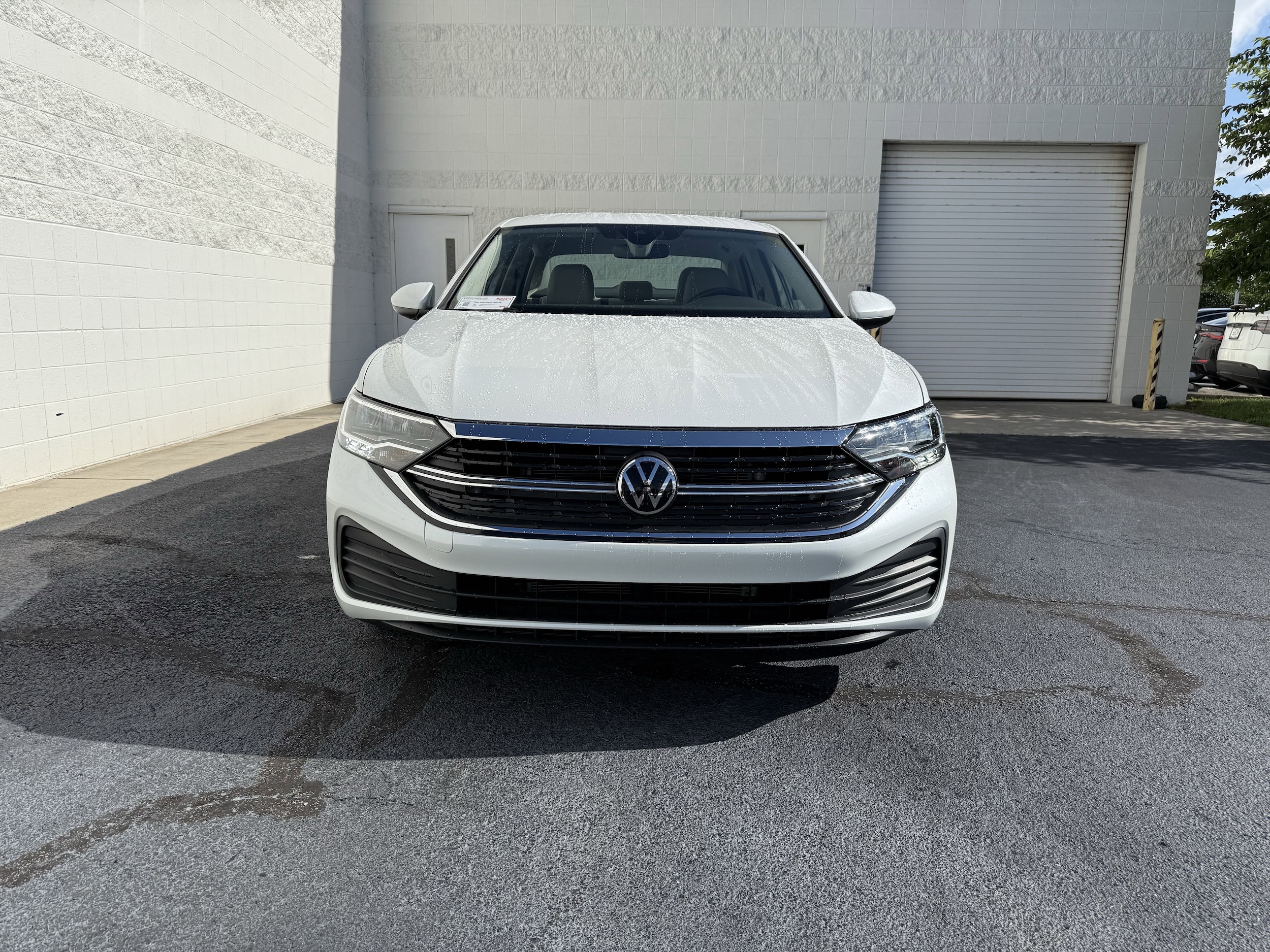 Used 2024 Volkswagen Jetta SE with VIN 3VWEM7BU9RM054455 for sale in Chattanooga, TN