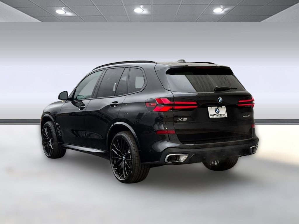 New 2026 BMW X5 sDrive40i SUV