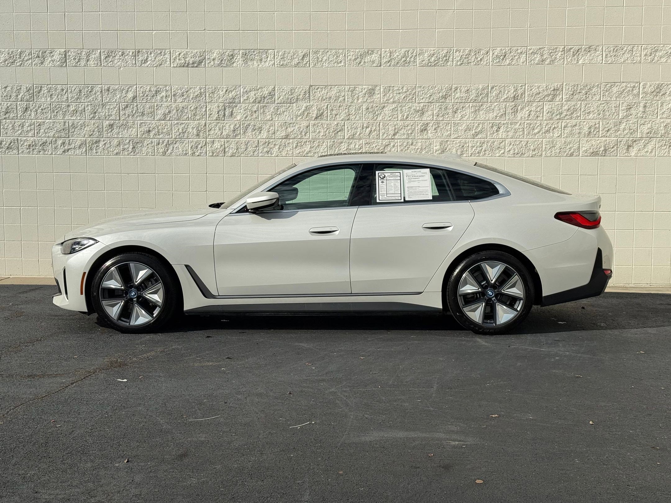 2024 Bmw i4 eDrive35 photo 2