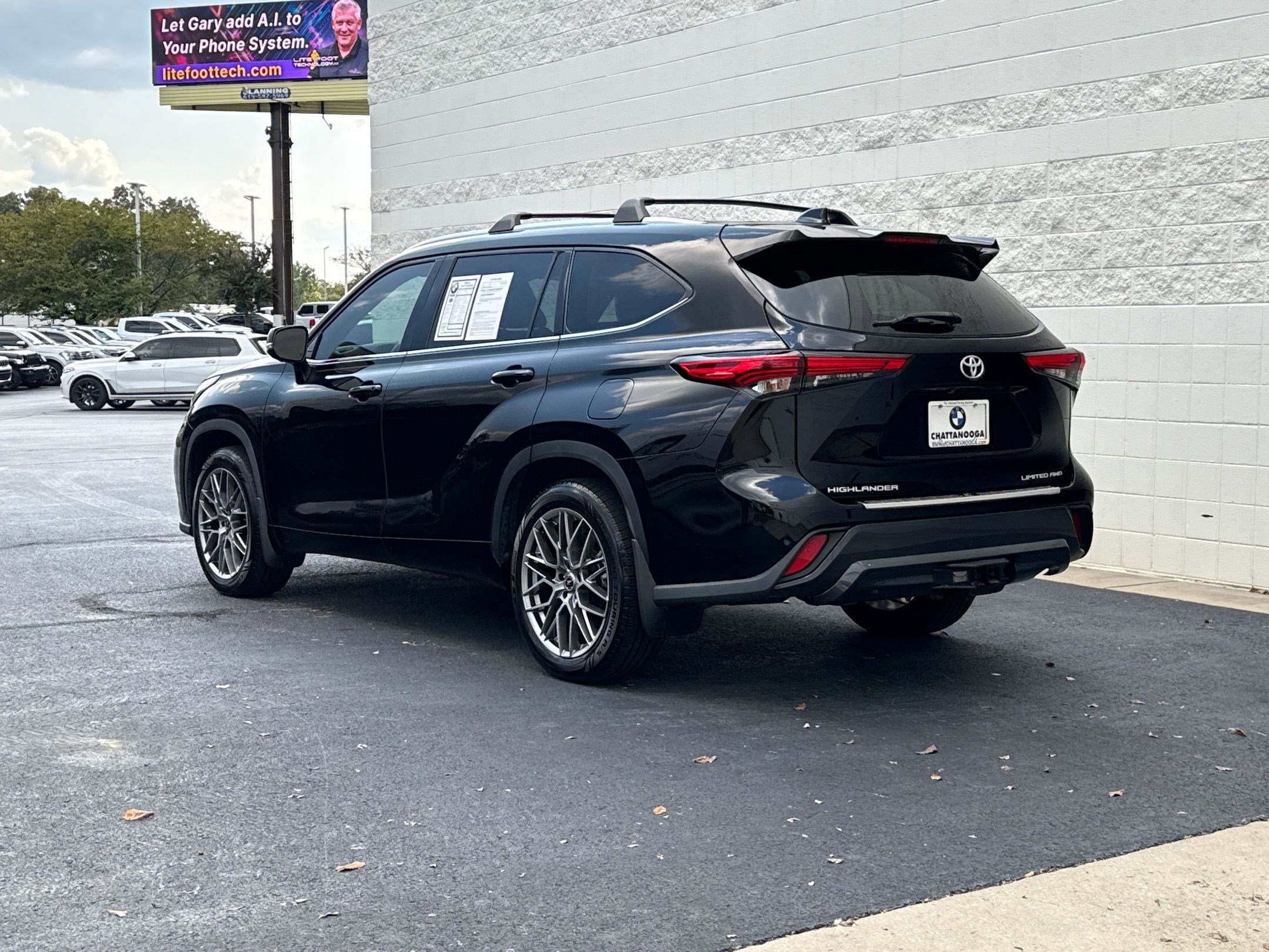 2021 Toyota Highlander Limited photo 3