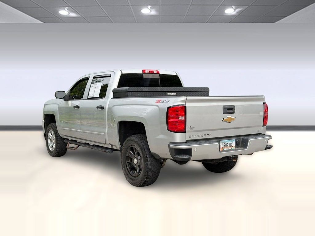 Used 2018 Chevrolet Silverado 1500 LT Truck Crew Cab