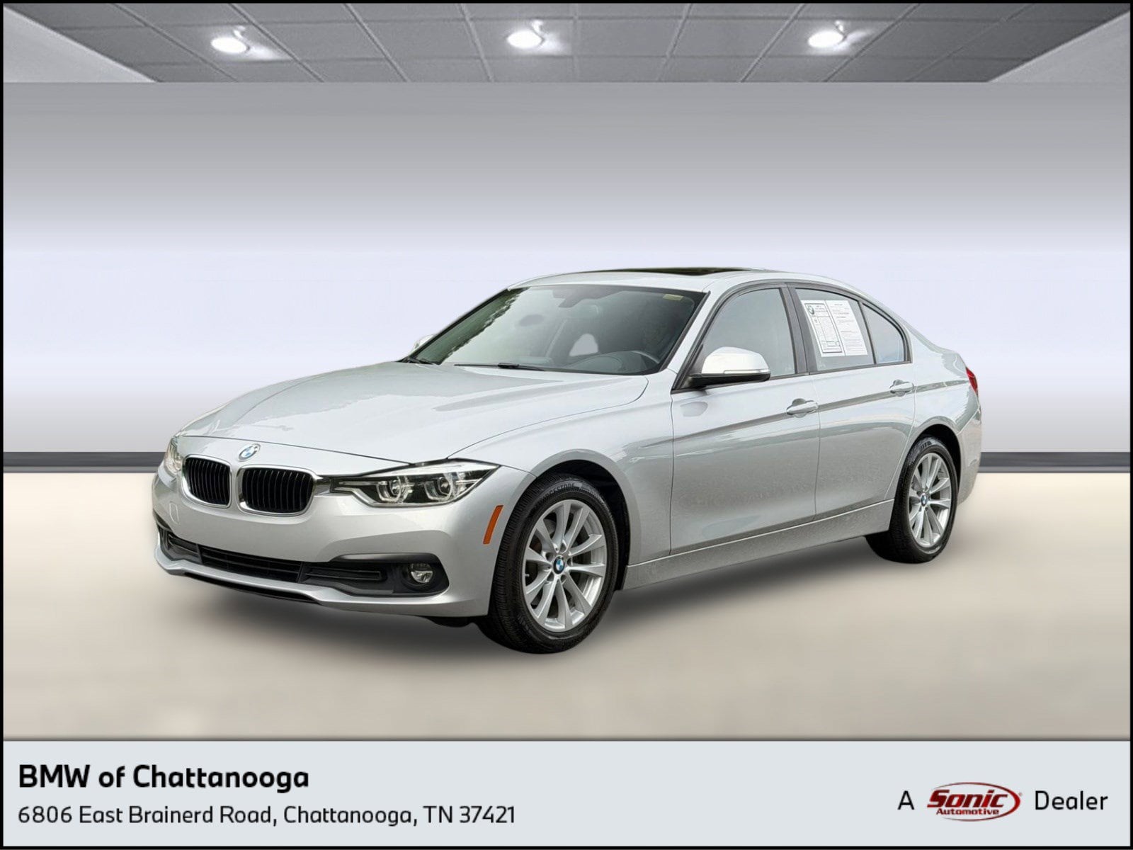 2018 BMW 3 Series 320i xDrive Sedan's photo