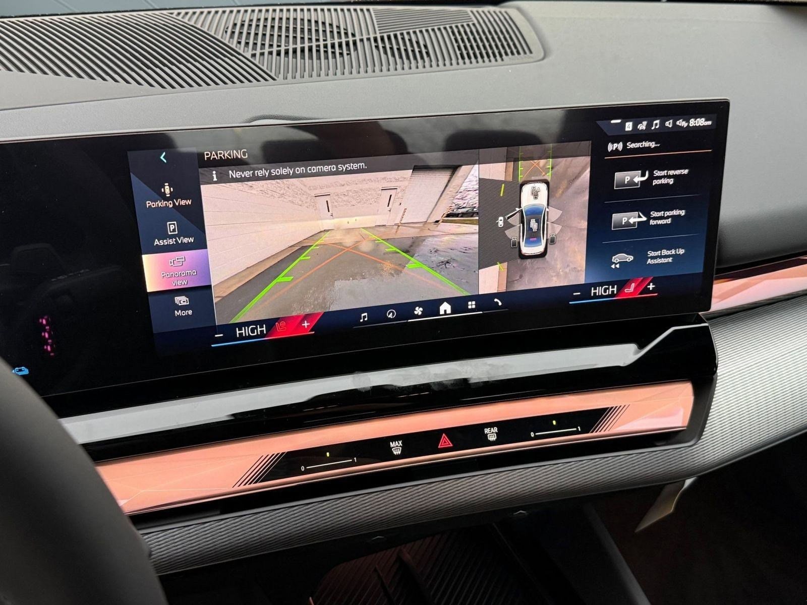 2026 BMW 5 Series 550e - Photo 29
