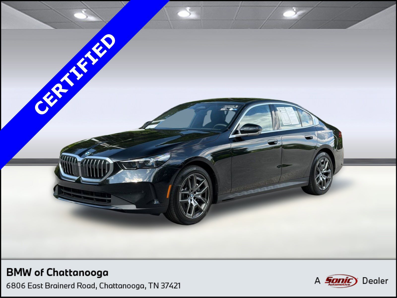 2026 BMW 5 Series 530i xDrive Sedan's photo