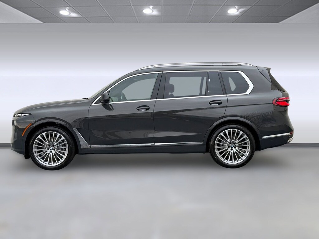 New 2026 BMW X7 xDrive40i SUV