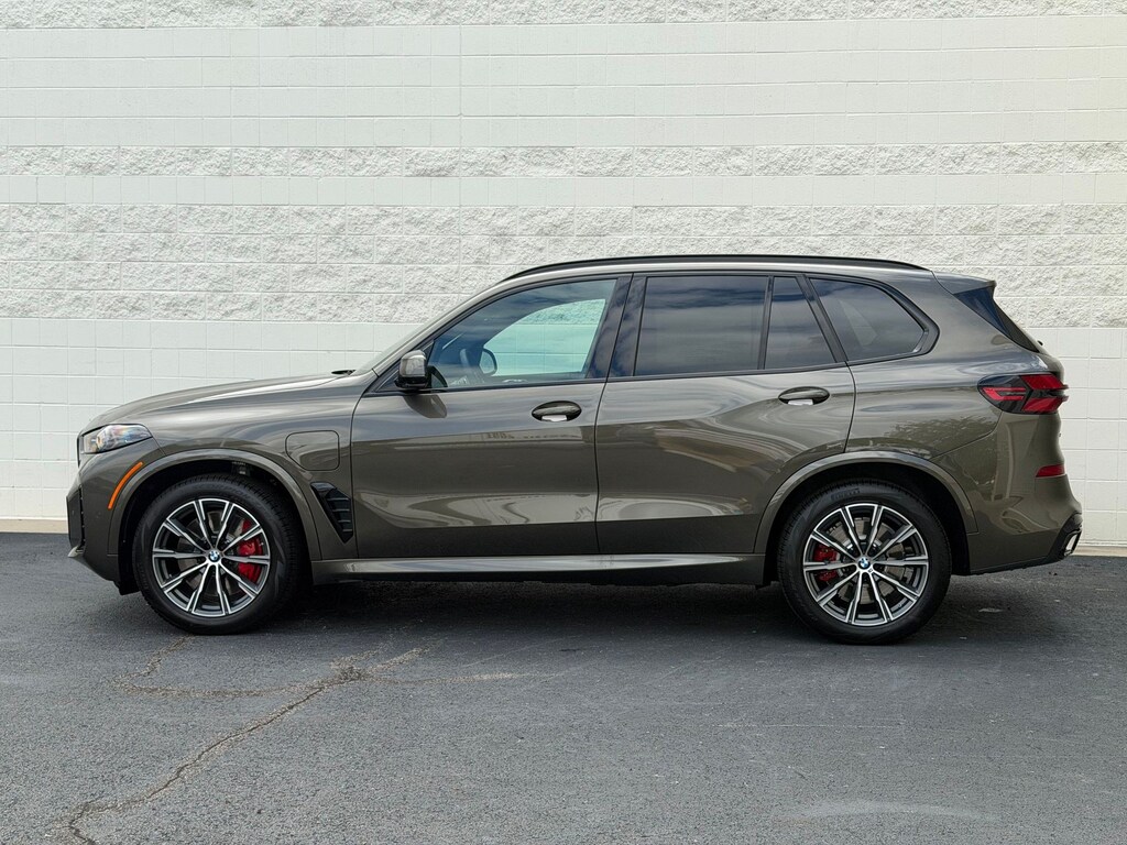 New 2026 BMW X5 PHEV xDrive50e SUV