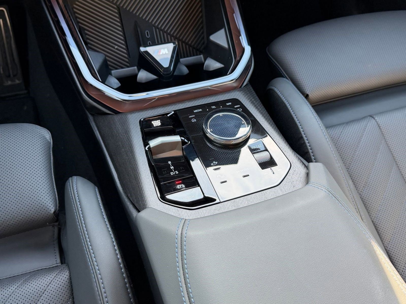2025 BMW X3 30 - Photo 18