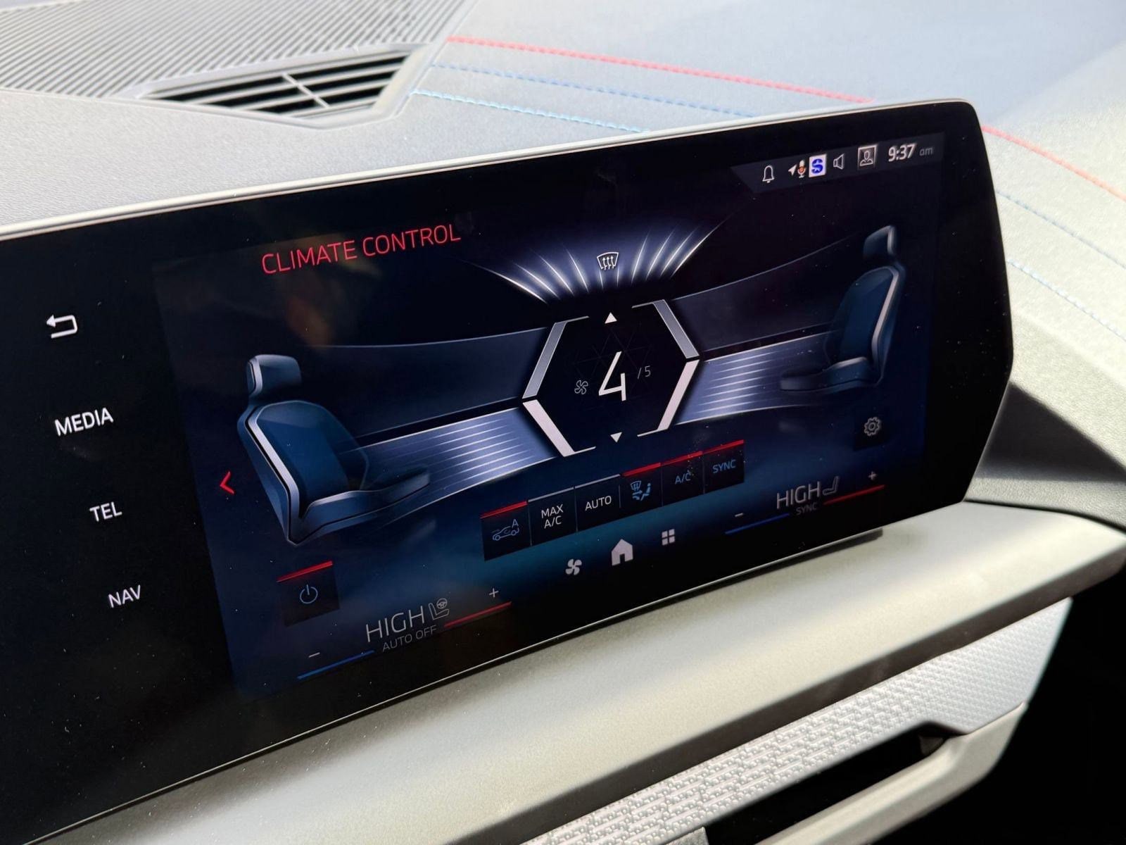 2026 BMW 2 Series M235 - Photo 26