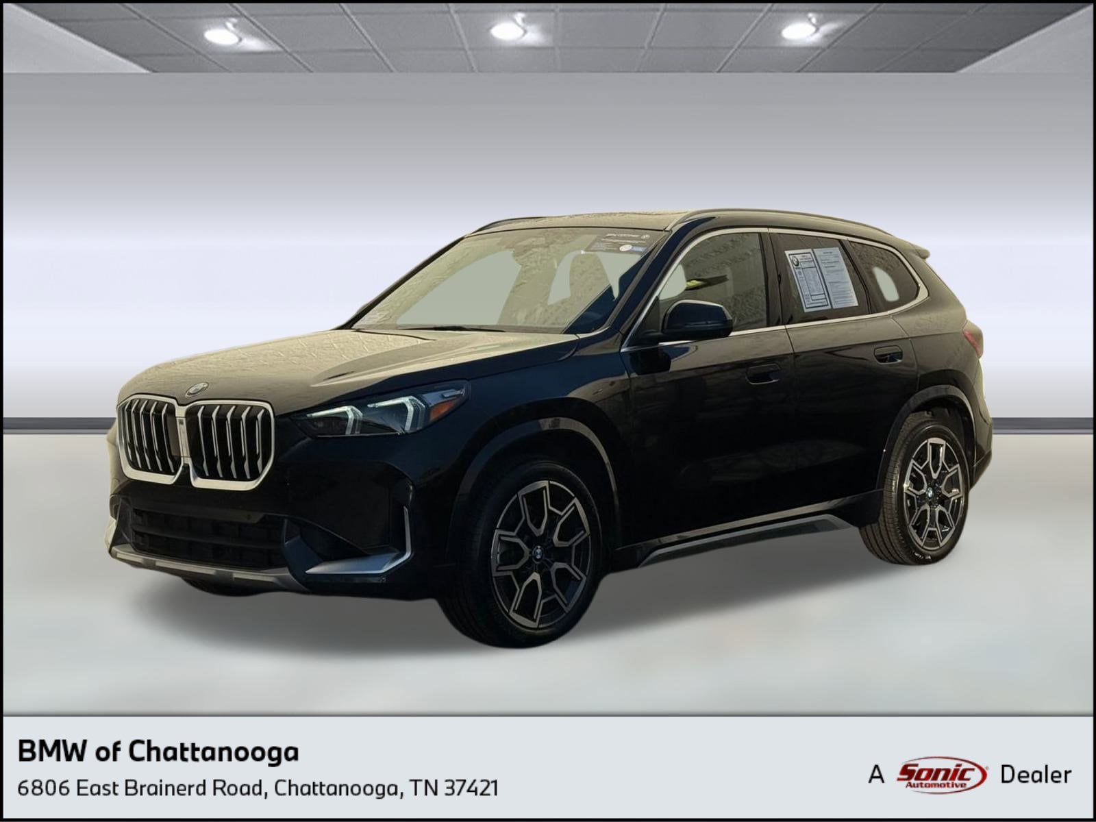 2025 BMW X1 28i's photo