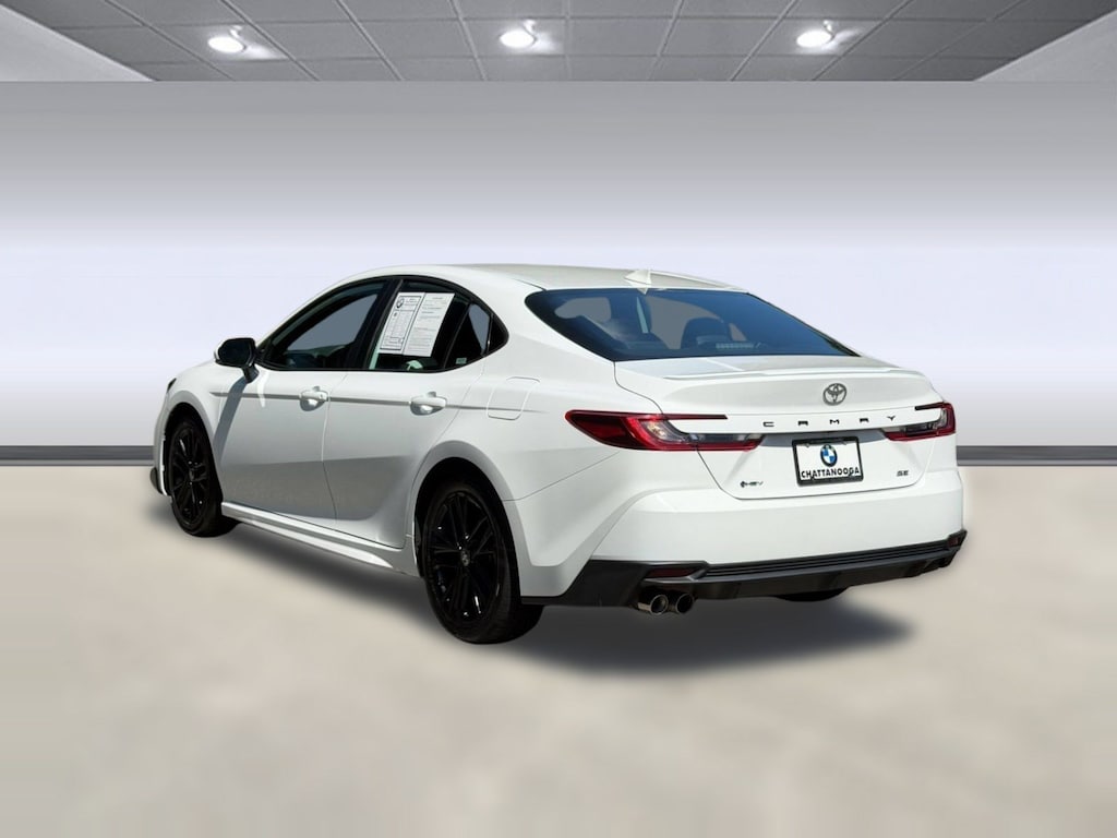 Used 2025 Toyota Camry SE Sedan