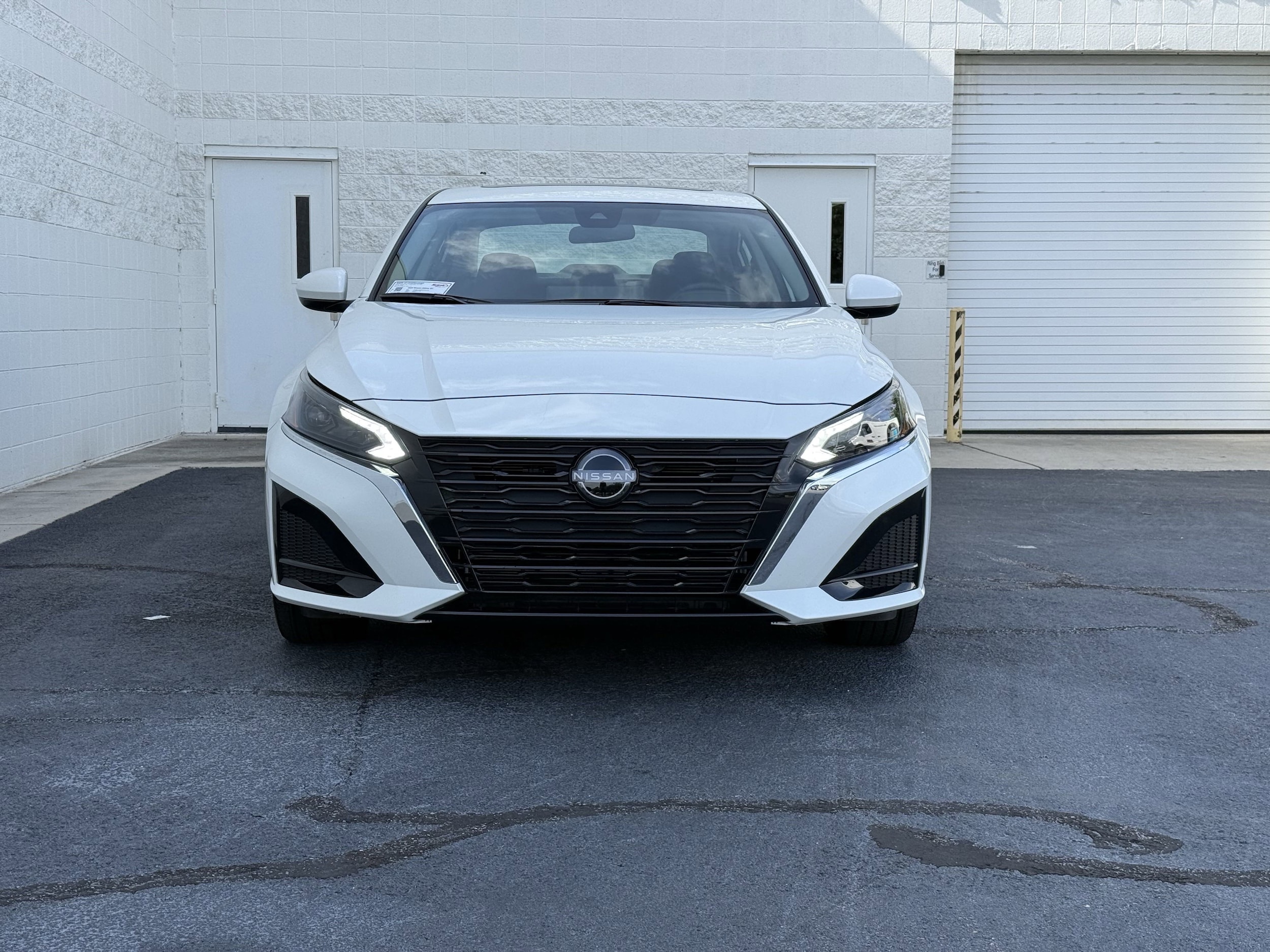 Used 2025 Nissan Altima SV with VIN 1N4BL4DW9SN306146 for sale in Chattanooga, TN