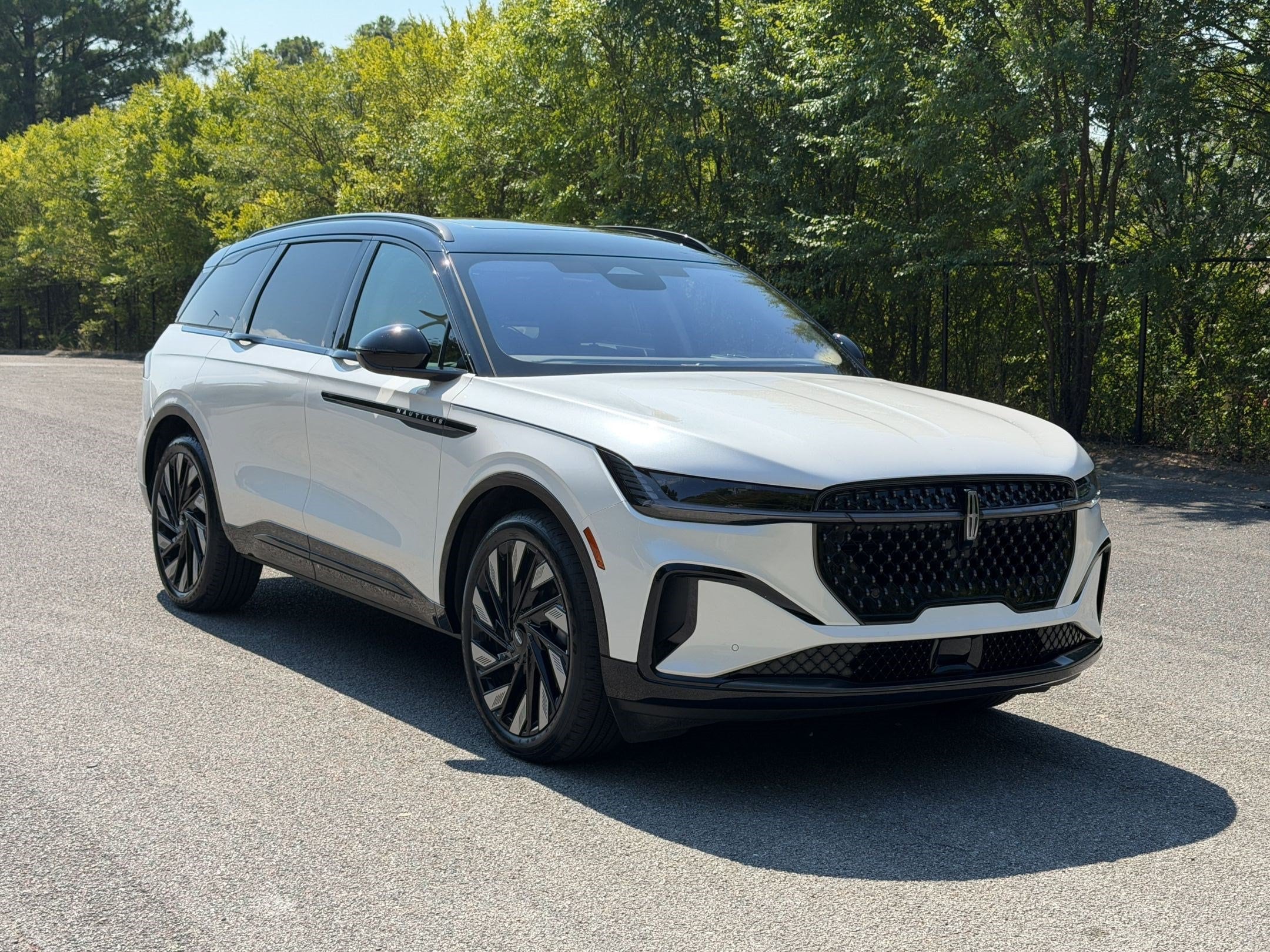 2025 Lincoln Nautilus Reserve SUV