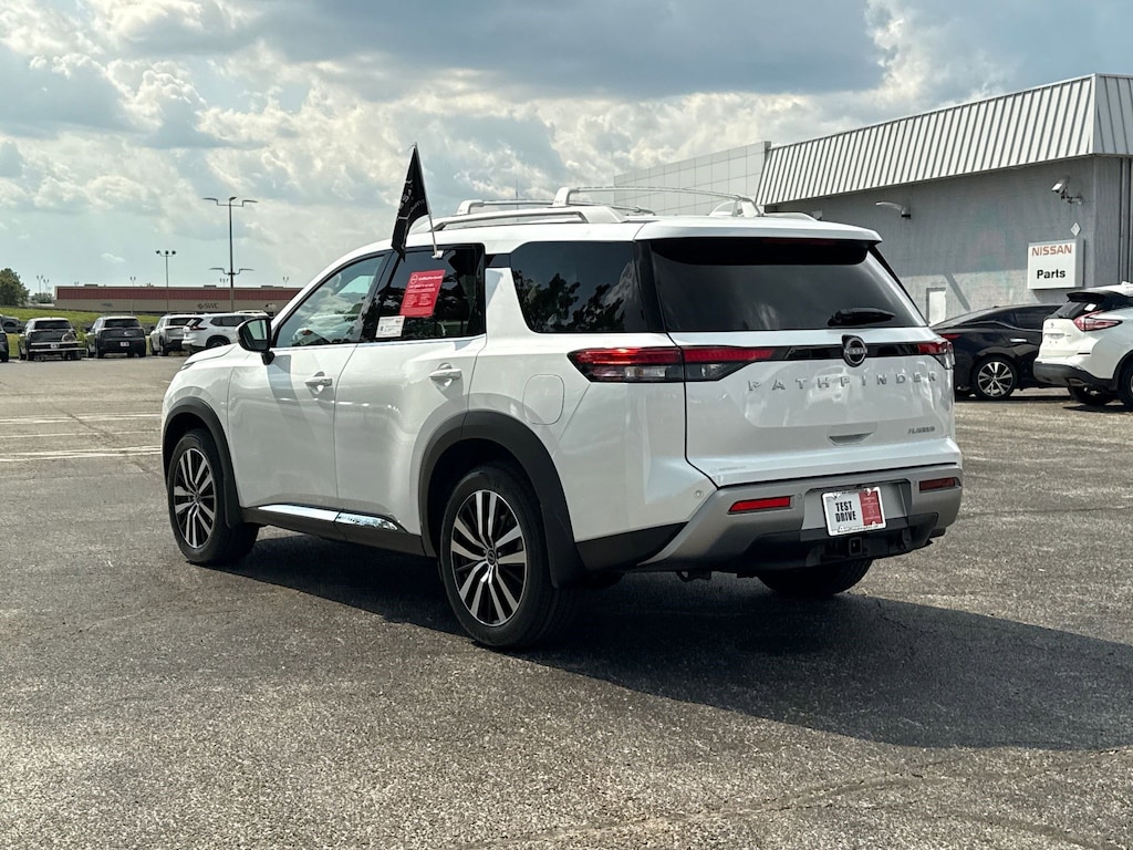 Certified 2025 Nissan Pathfinder Platinum SUV
