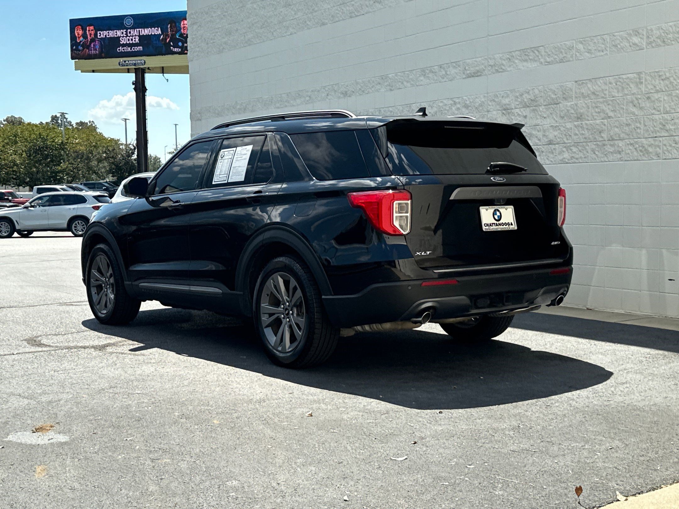 2021 Ford Explorer XLT photo 3