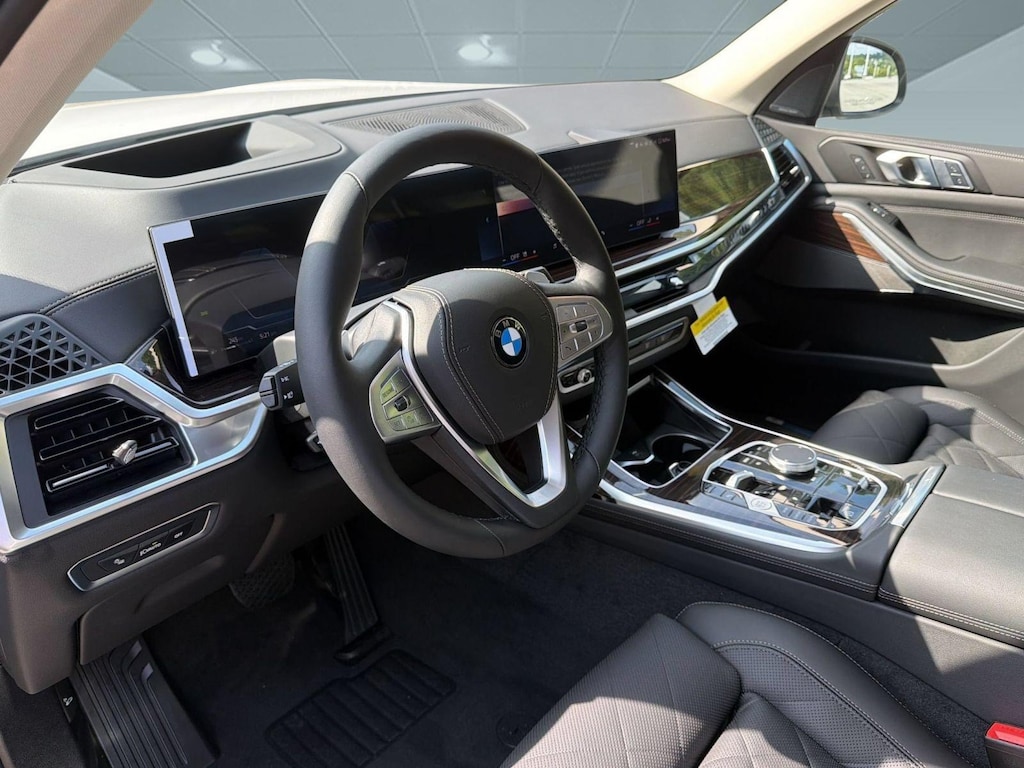New 2027 BMW X7 xDrive40i SUV