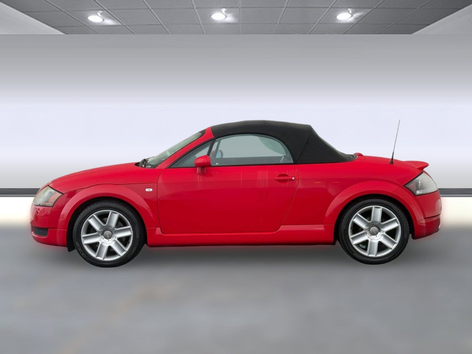 Used 2003 Audi TT Base with VIN TRUUT28N531011097 for sale in Chattanooga, TN