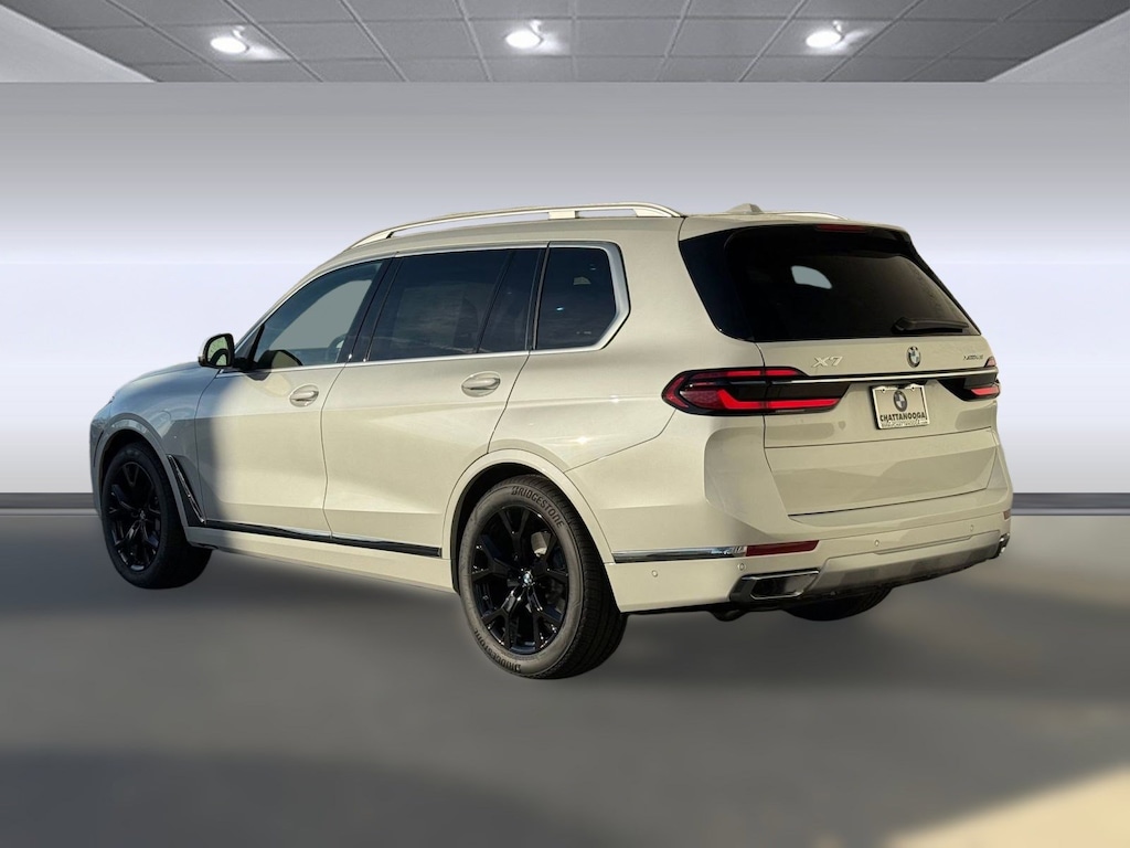 New 2026 BMW X7 xDrive40i SUV