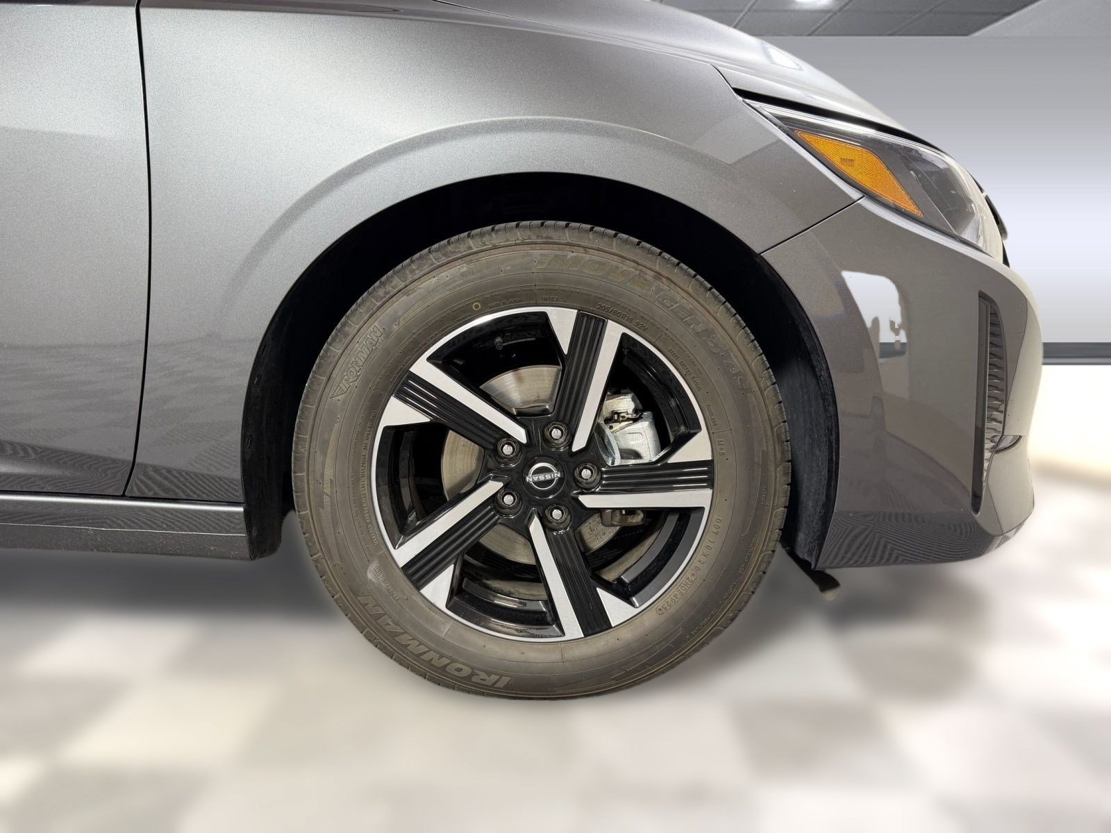 2025 Nissan Sentra SV - Photo 10
