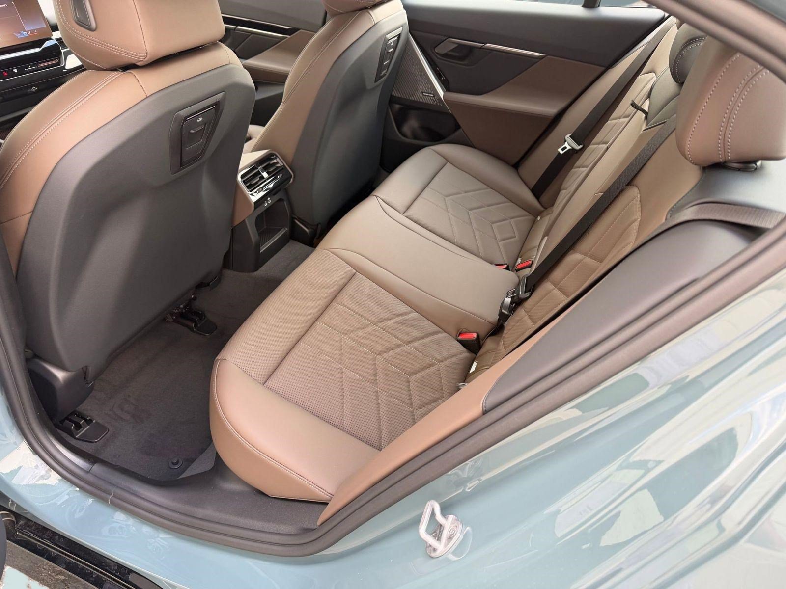2026 BMW 5 Series 530i - Photo 14