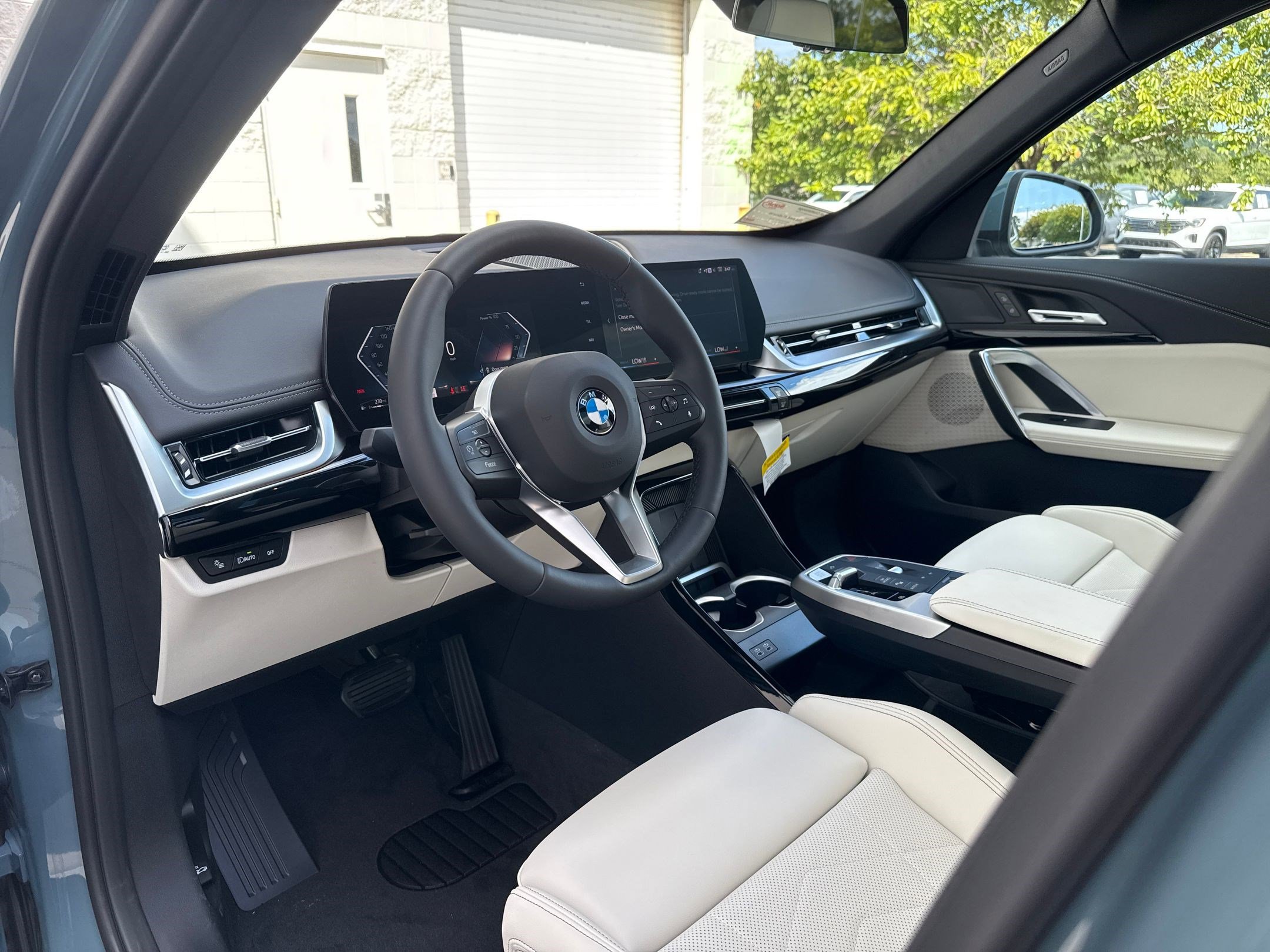 2026 Bmw X1 XDrive28i photo 3
