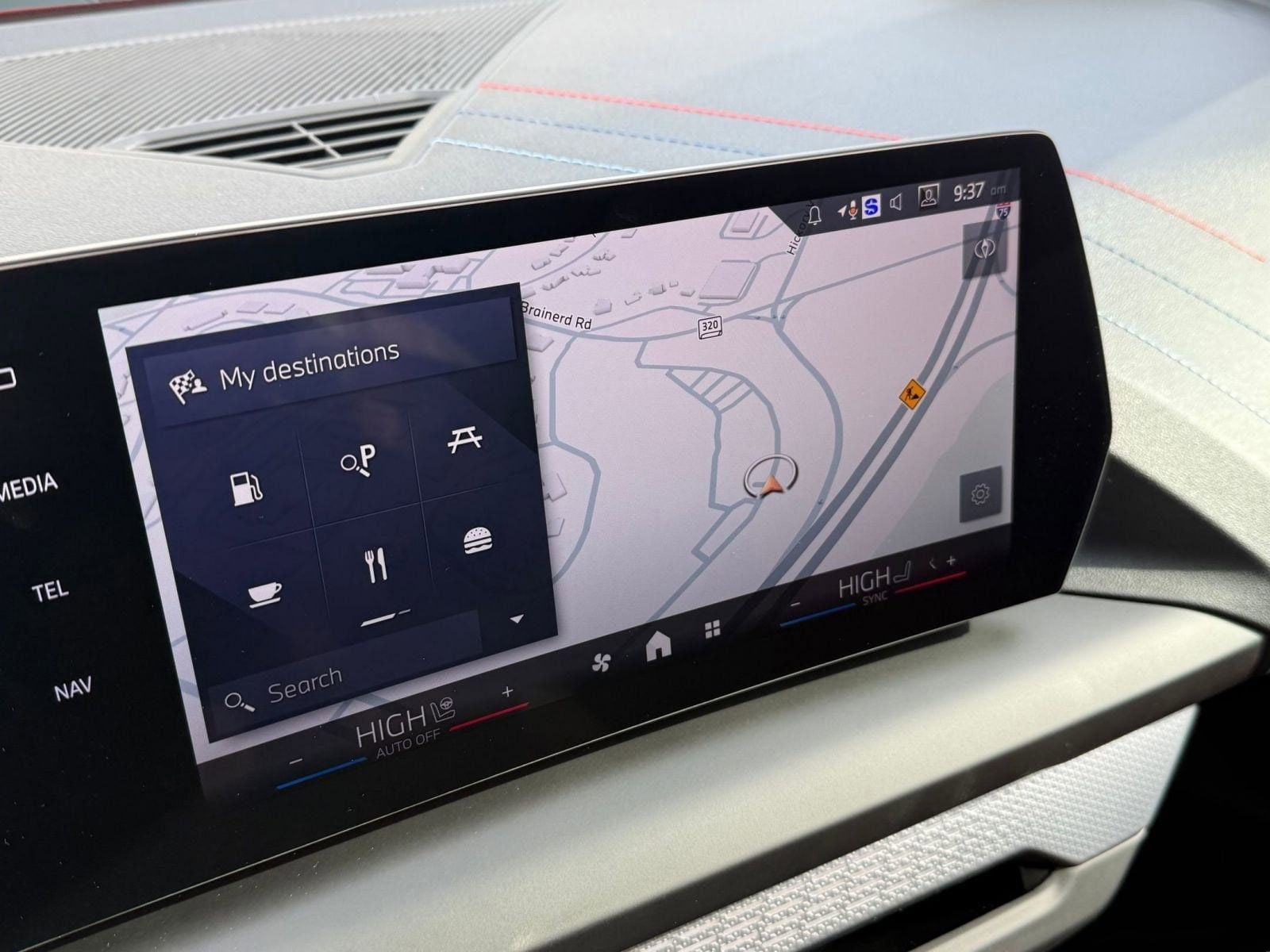 2026 BMW 2 Series M235 - Photo 27