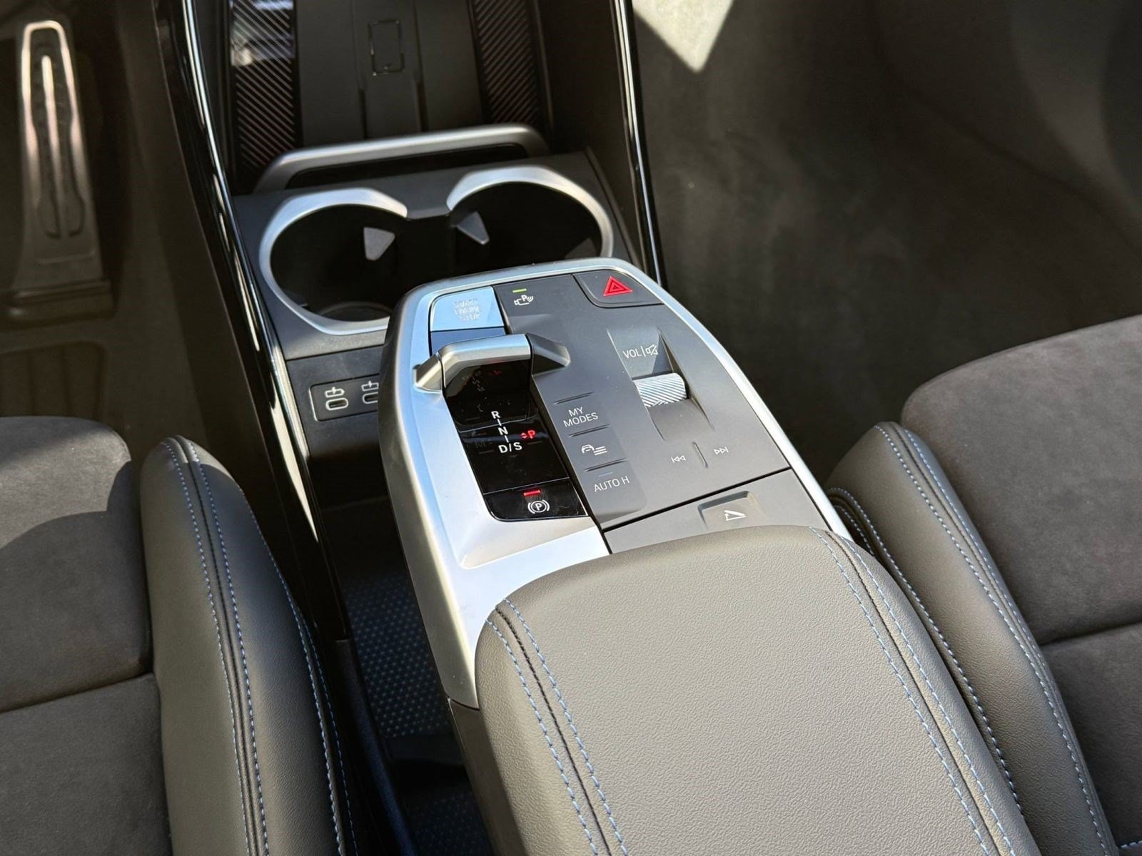 2026 BMW X1 M35i - Photo 26