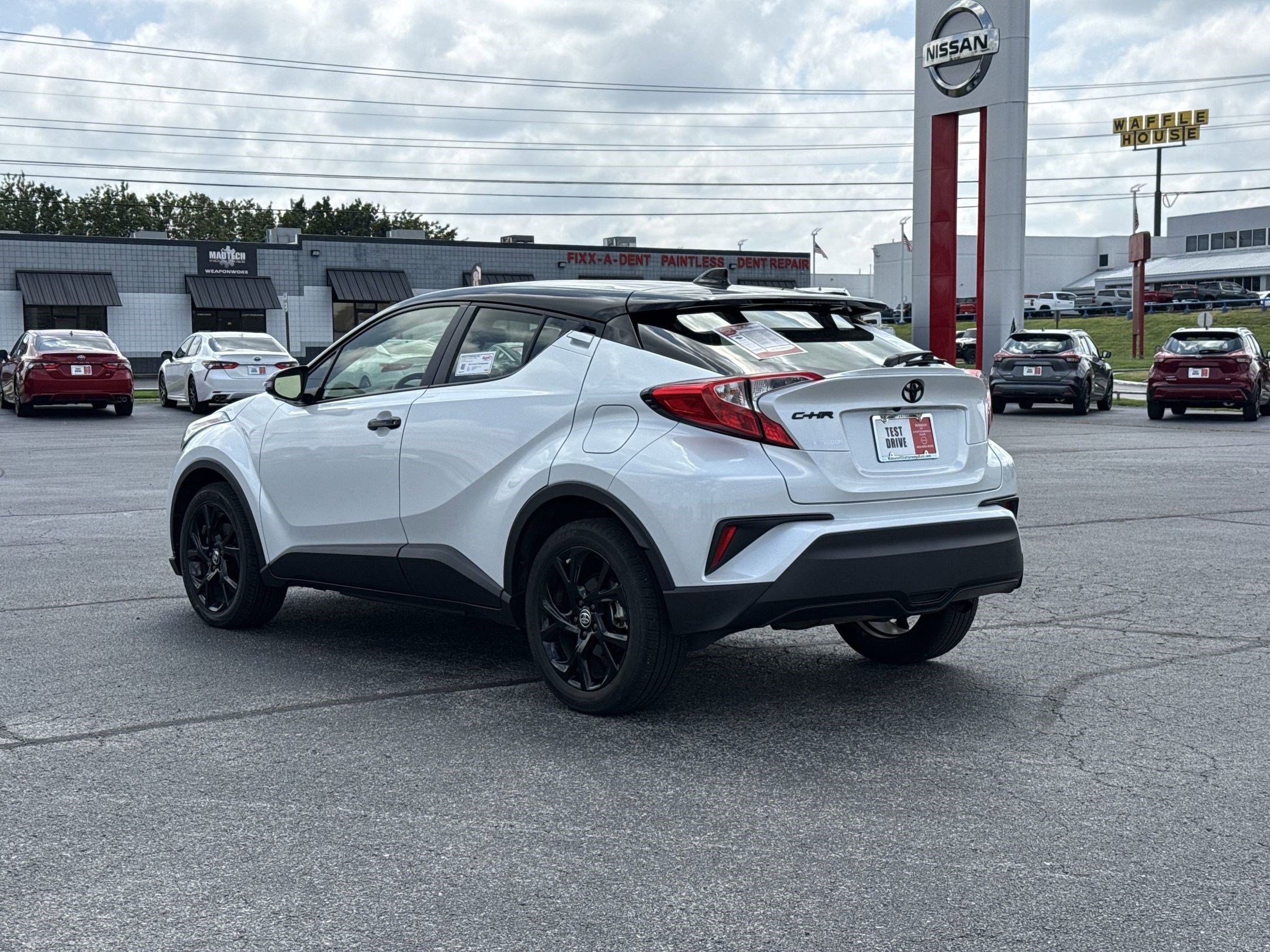2022 Toyota C-HR Nightshade Edition photo 3