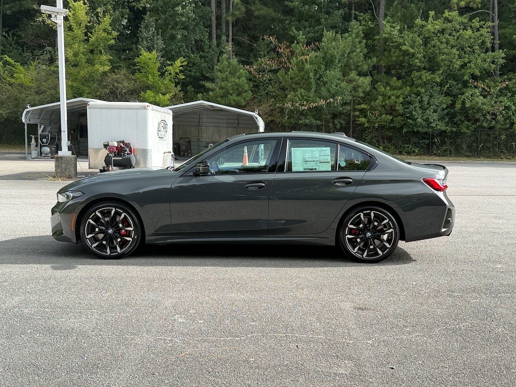 New 2026 BMW 330i xDrive Sedan