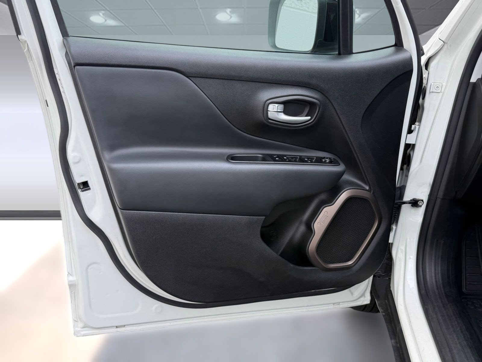 2023 Jeep Renegade Upland - Photo 21