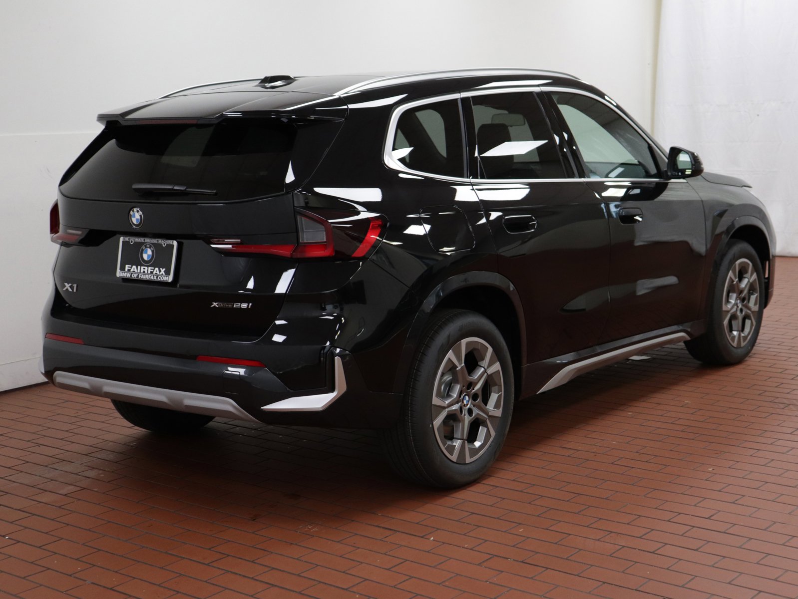 2025 Bmw X1 XDrive28i photo 3