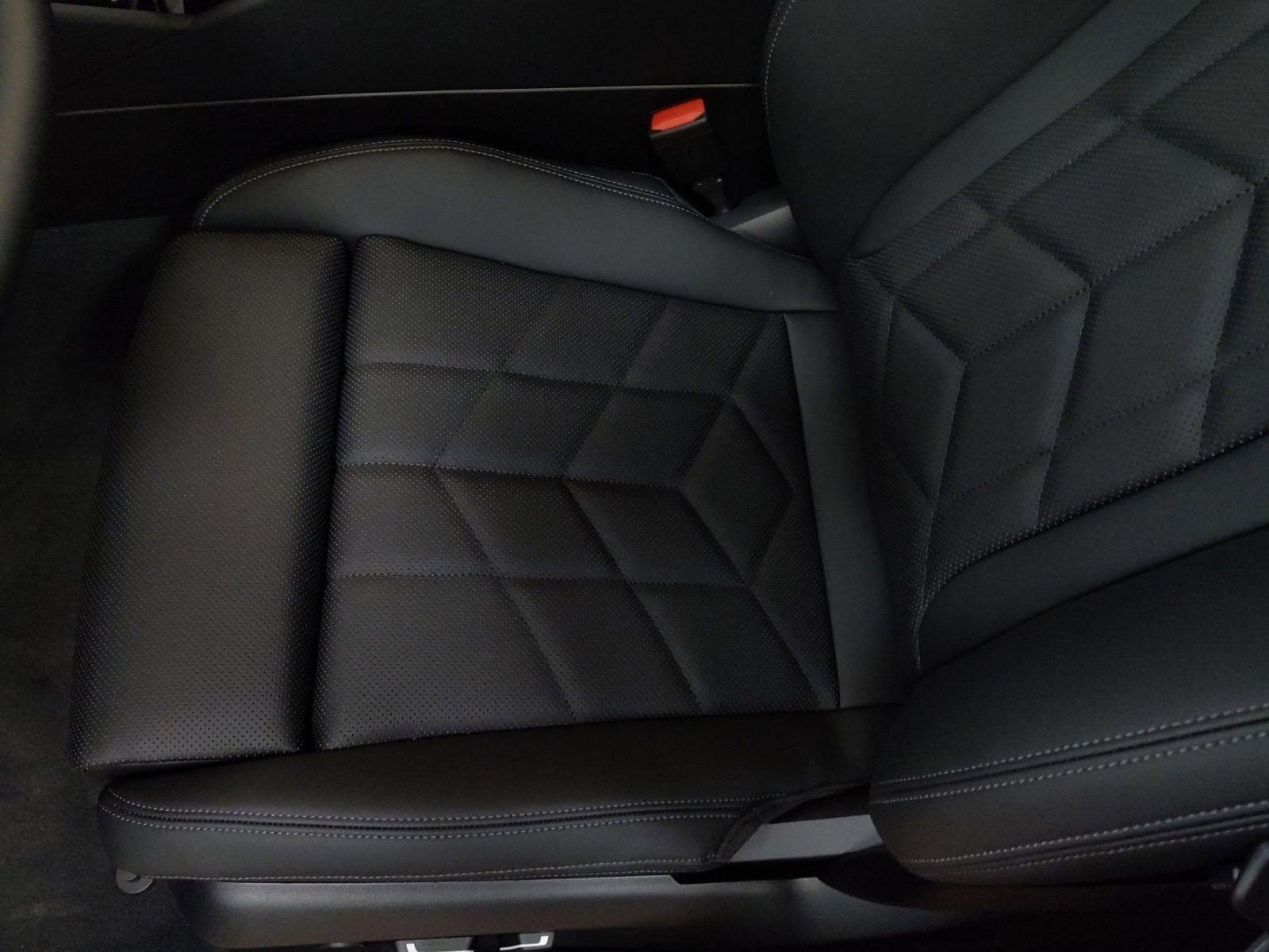 2026 BMW 5 Series 530i - Photo 19