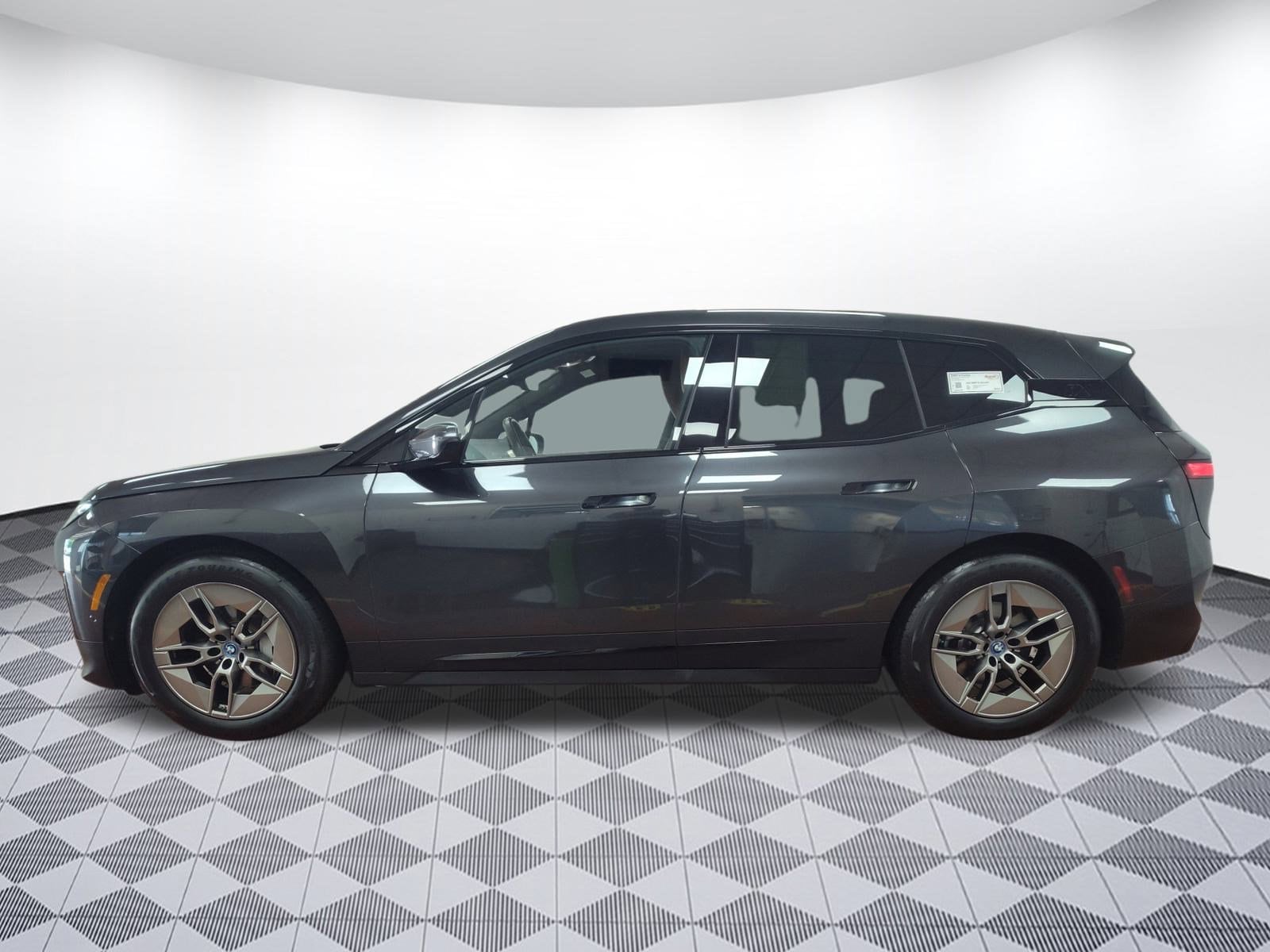 Used 2022 BMW iX Base with VIN WB523CF06NCK56119 for sale in Fairfax, VA