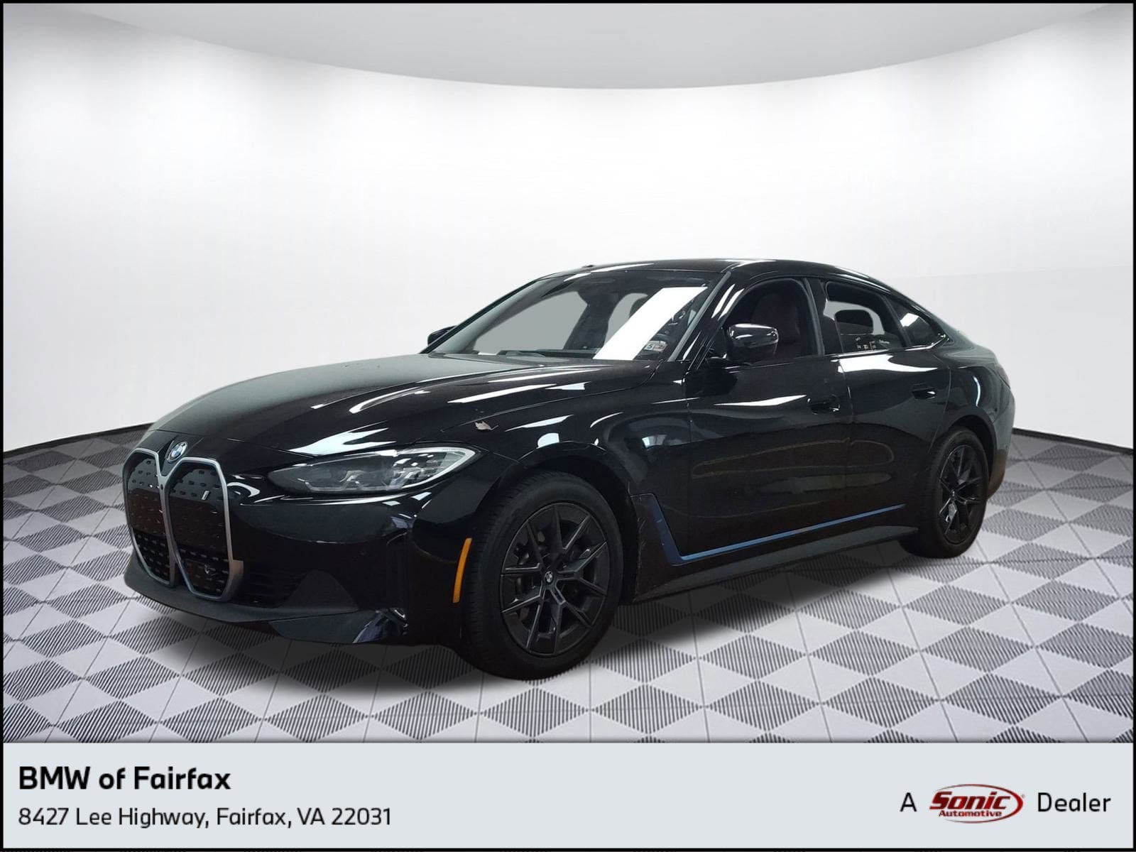 2023 BMW i4 35's photo