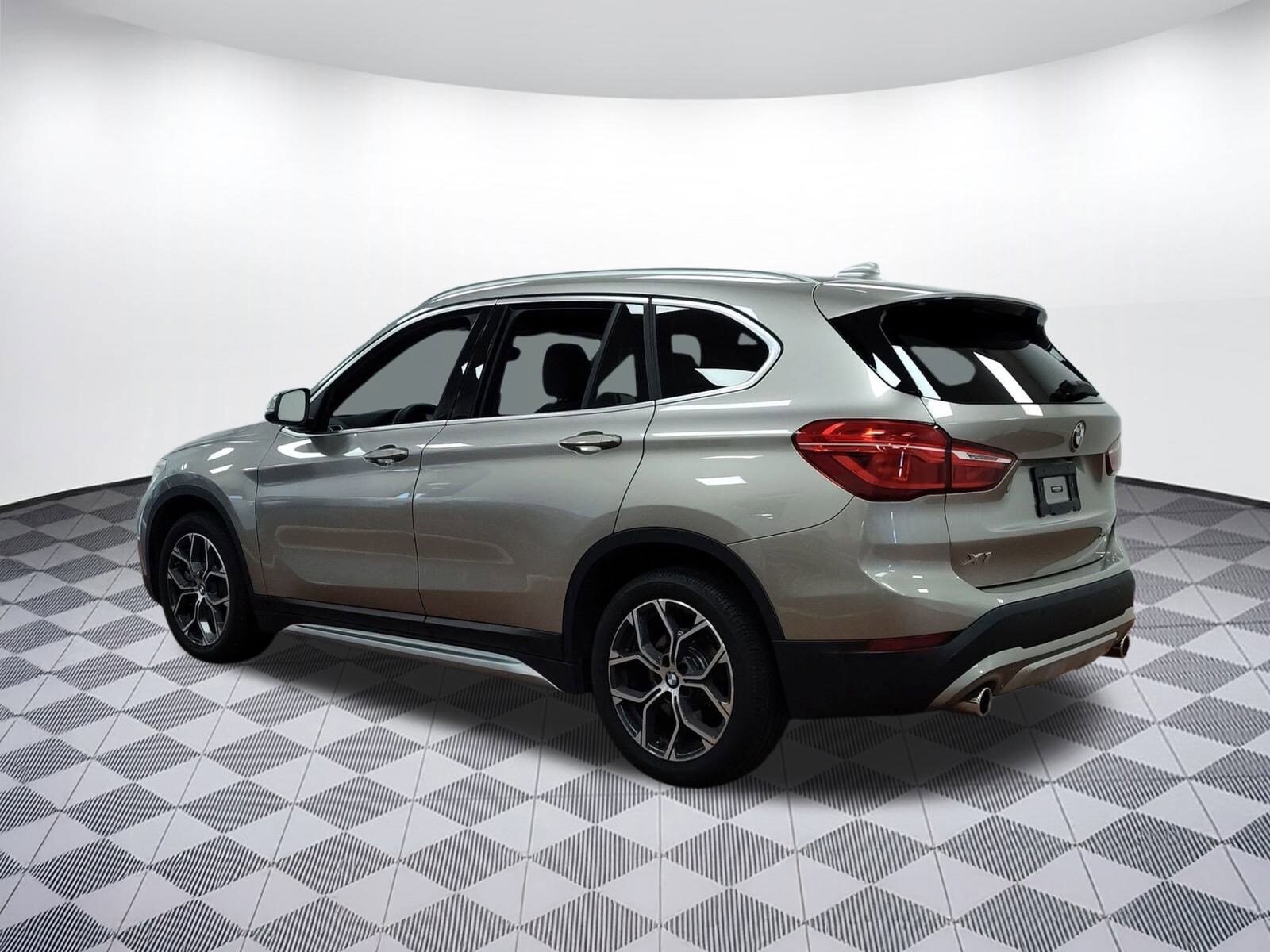 2022 Bmw X1 XDrive28i photo 3