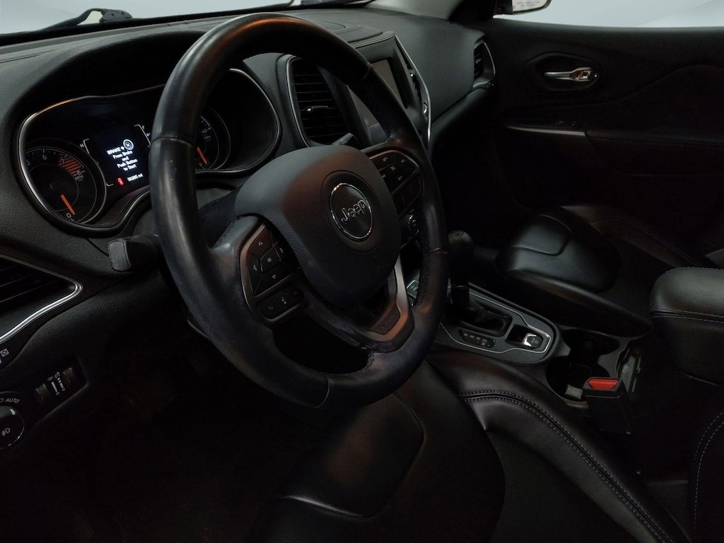 Used 2019 Jeep Cherokee Latitude Plus 4x4 SUV