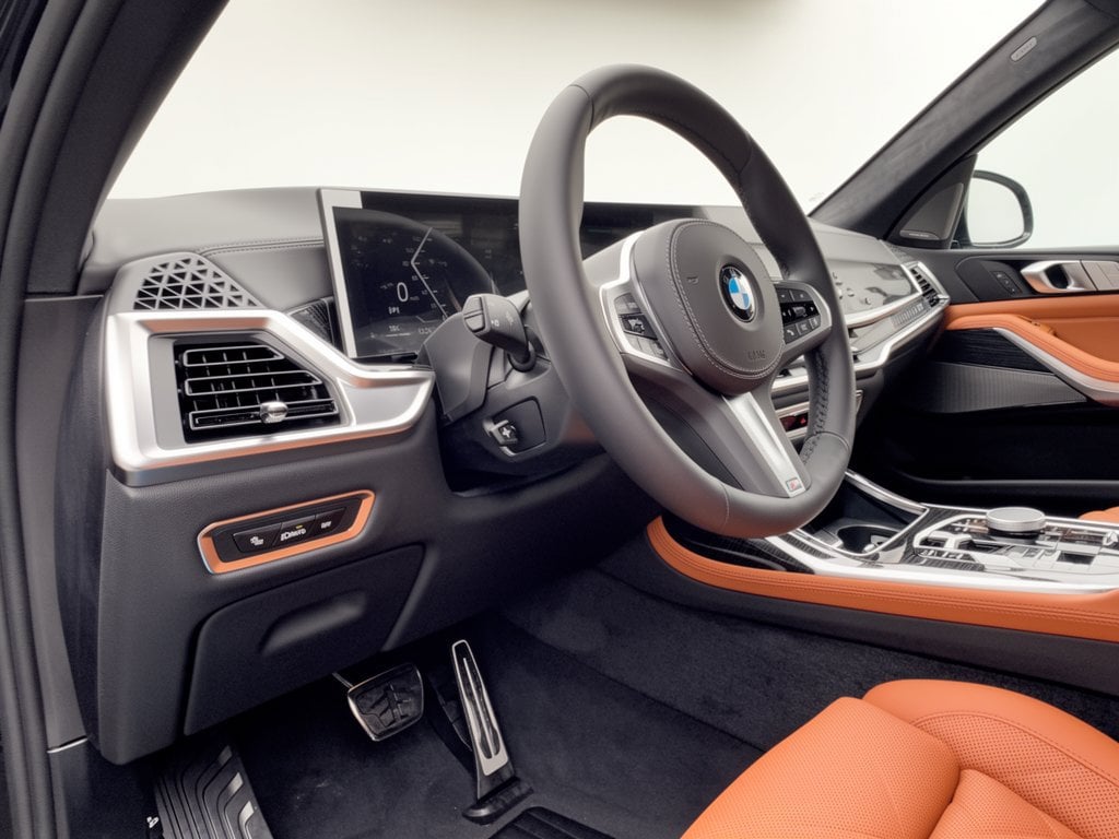 New 2027 BMW X7 xDrive40i SUV