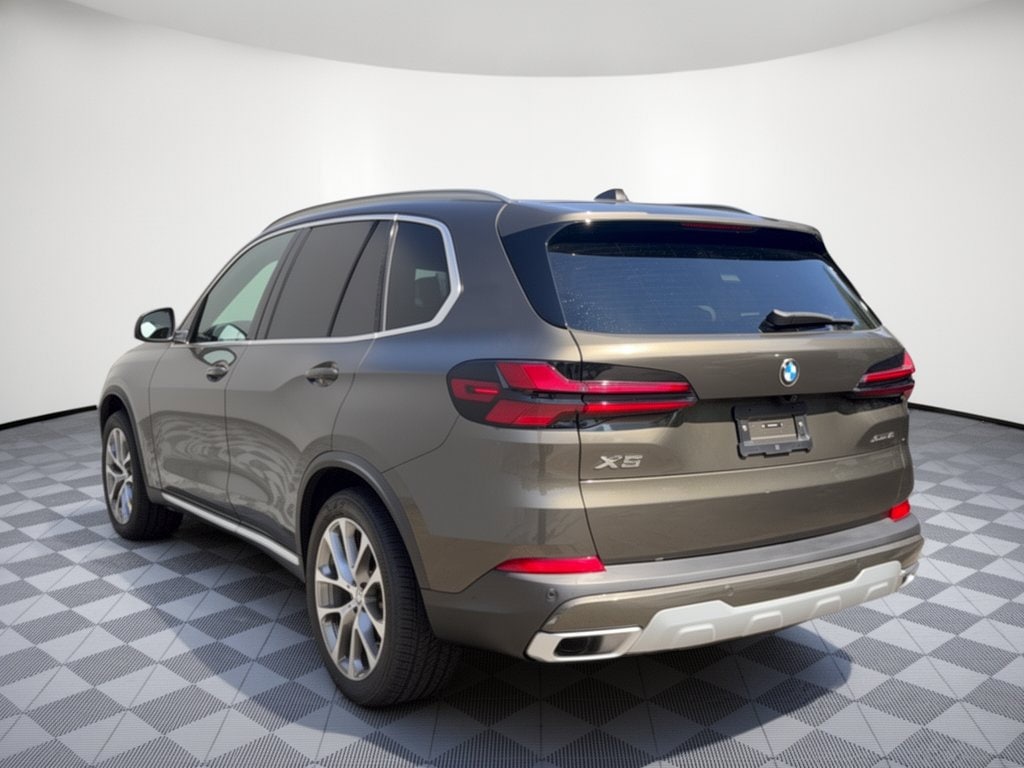 New 2026 BMW X5 xDrive40i SUV
