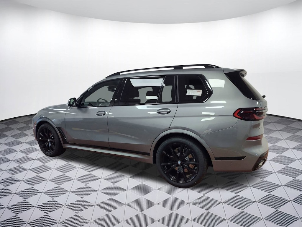 New 2026 BMW X7 xDrive40i SUV