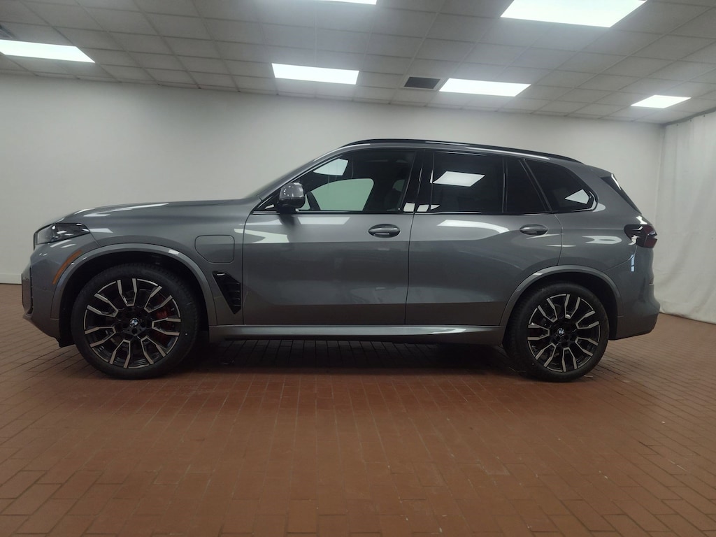 New 2026 BMW X5 PHEV xDrive50e SUV