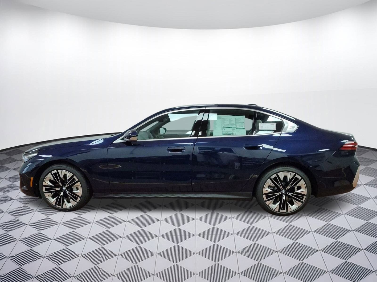 2026 Bmw 530i xDrive Sedan photo 2