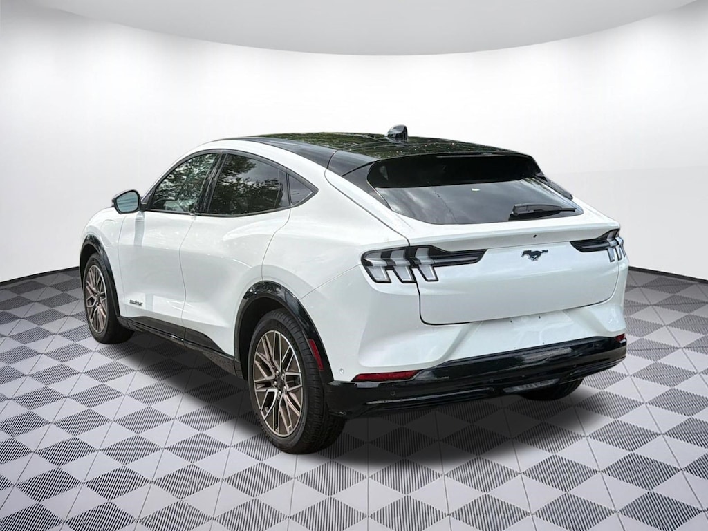 Used 2024 Ford Mustang Mach-E Premium SUV