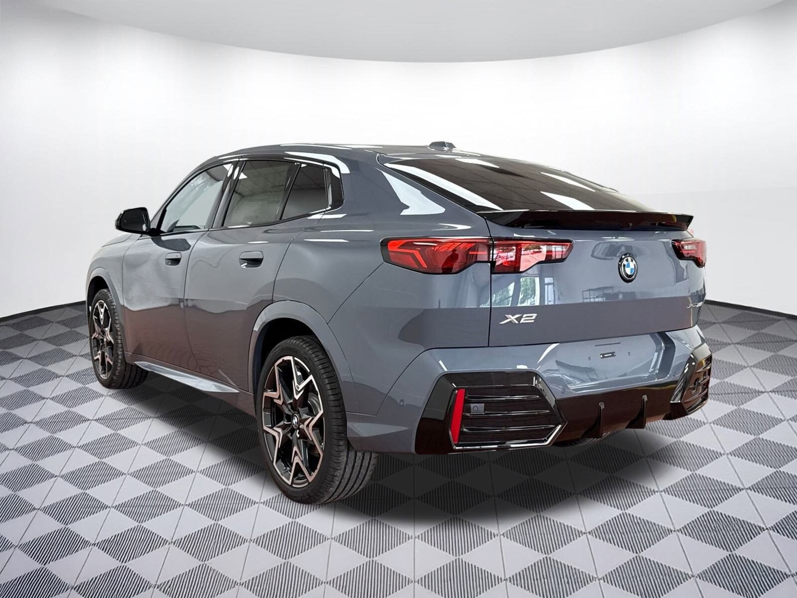 2026 Bmw X2 xDrive28i photo 3