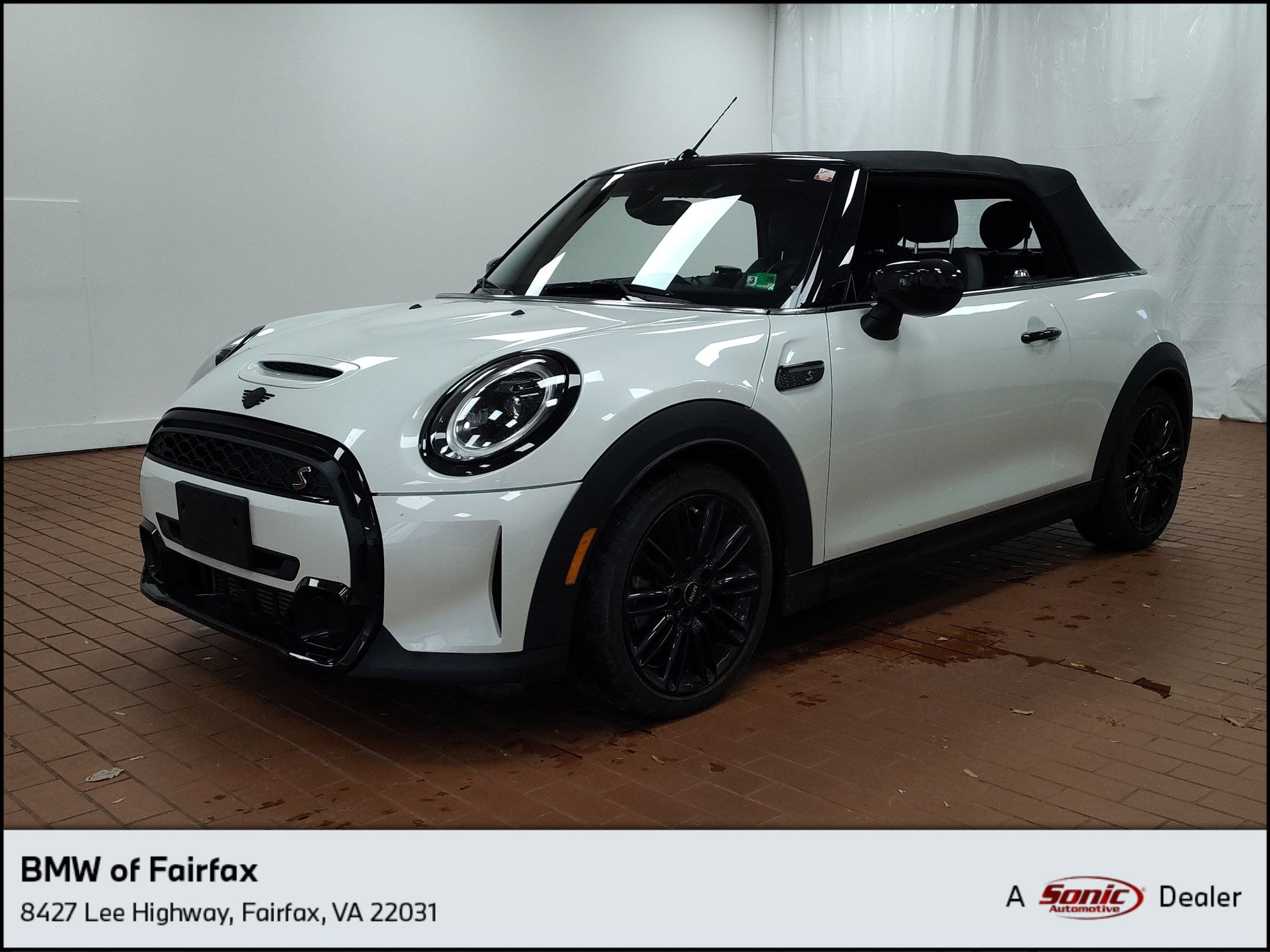 2024 MINI Convertible S's photo