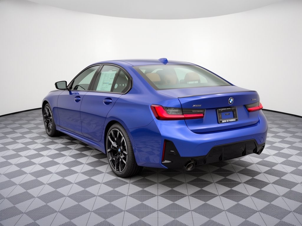 New 2026 BMW 330i xDrive Sedan