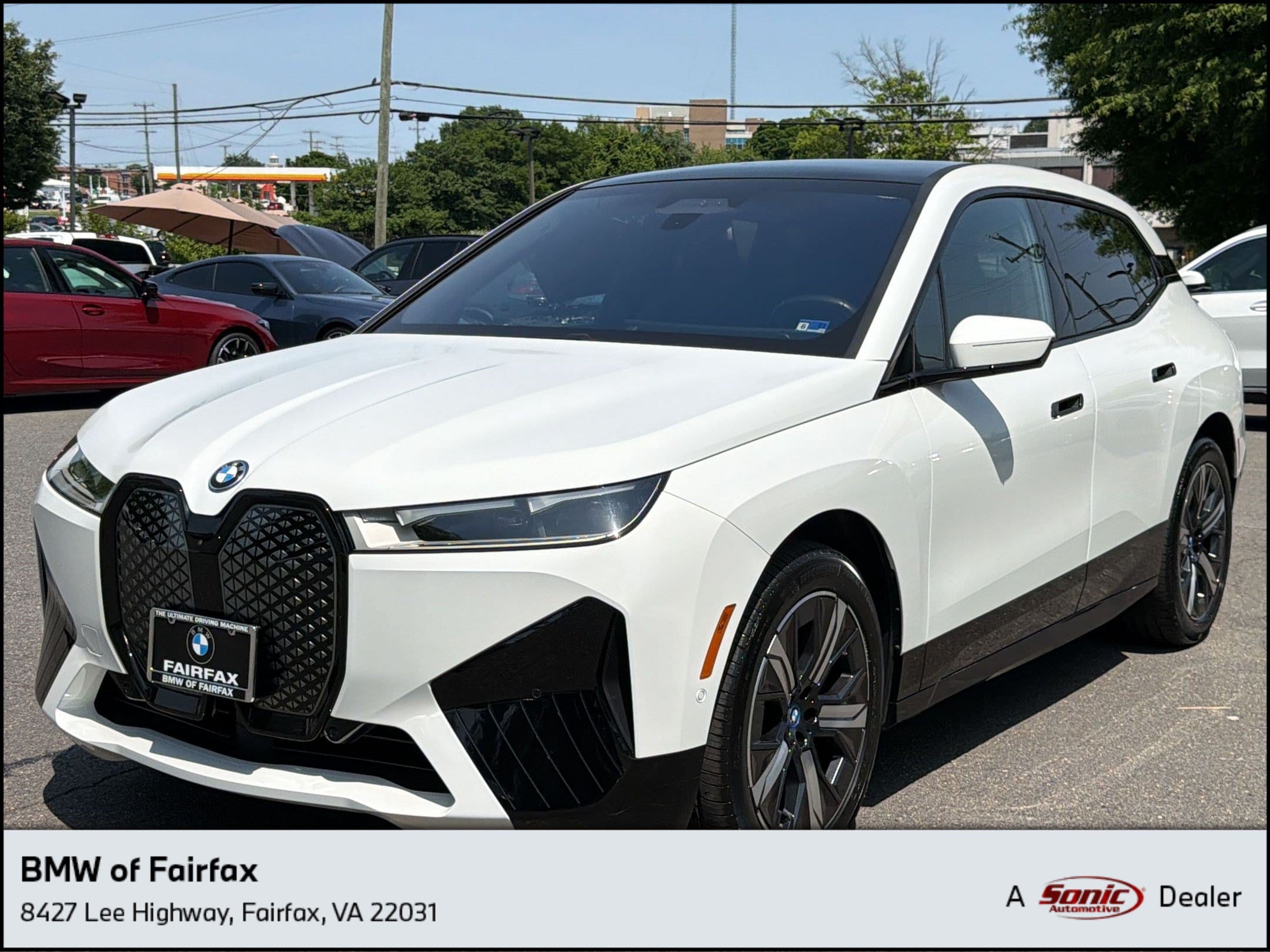 2024 BMW iX xDrive50's photo