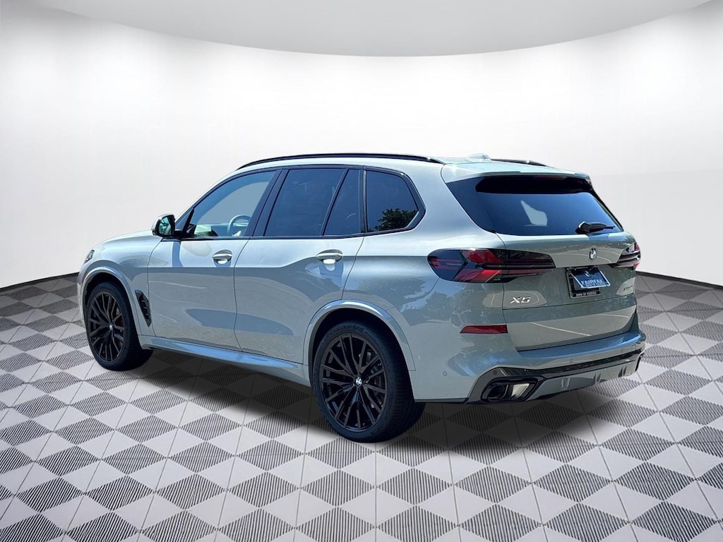 New 2026 BMW X5 xDrive40i SUV