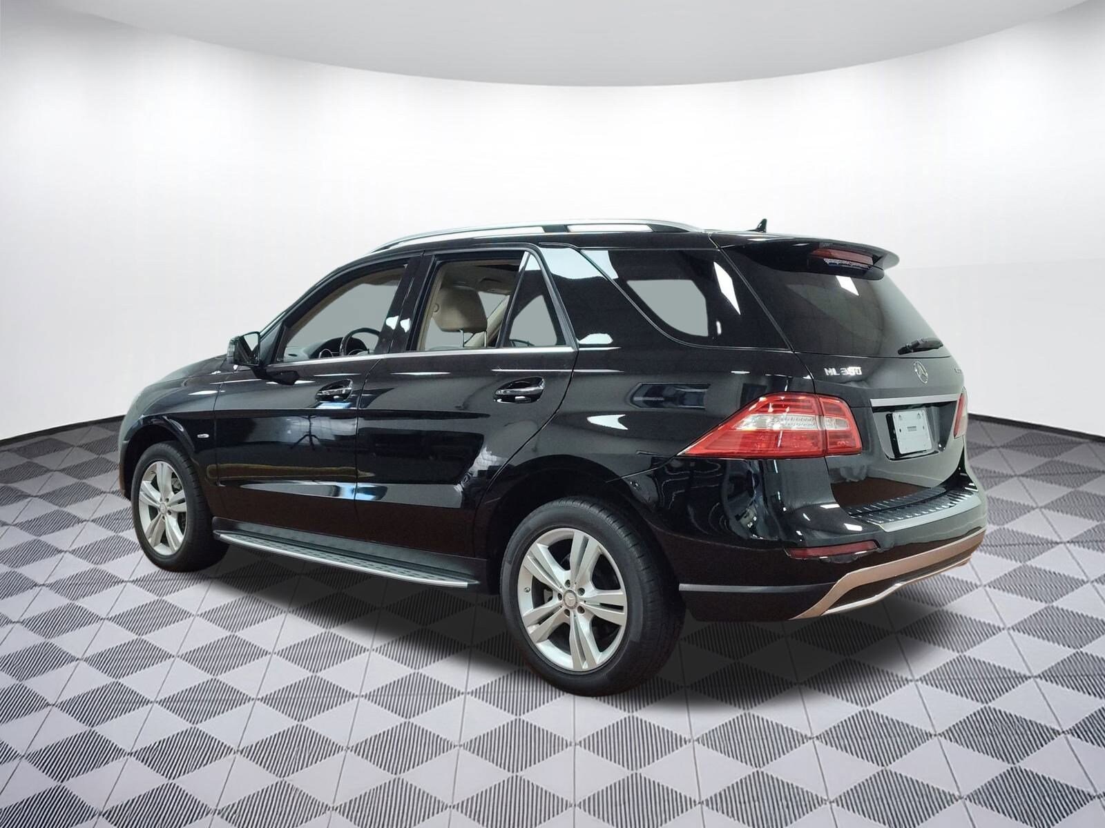 2012 Mercedes Benz ML 350 BlueTEC photo 3