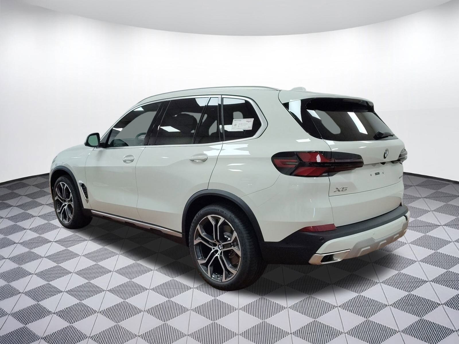 2026 Bmw X5 xDrive40i photo 3